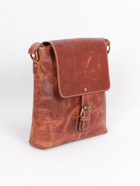 LUCA SLING BAG