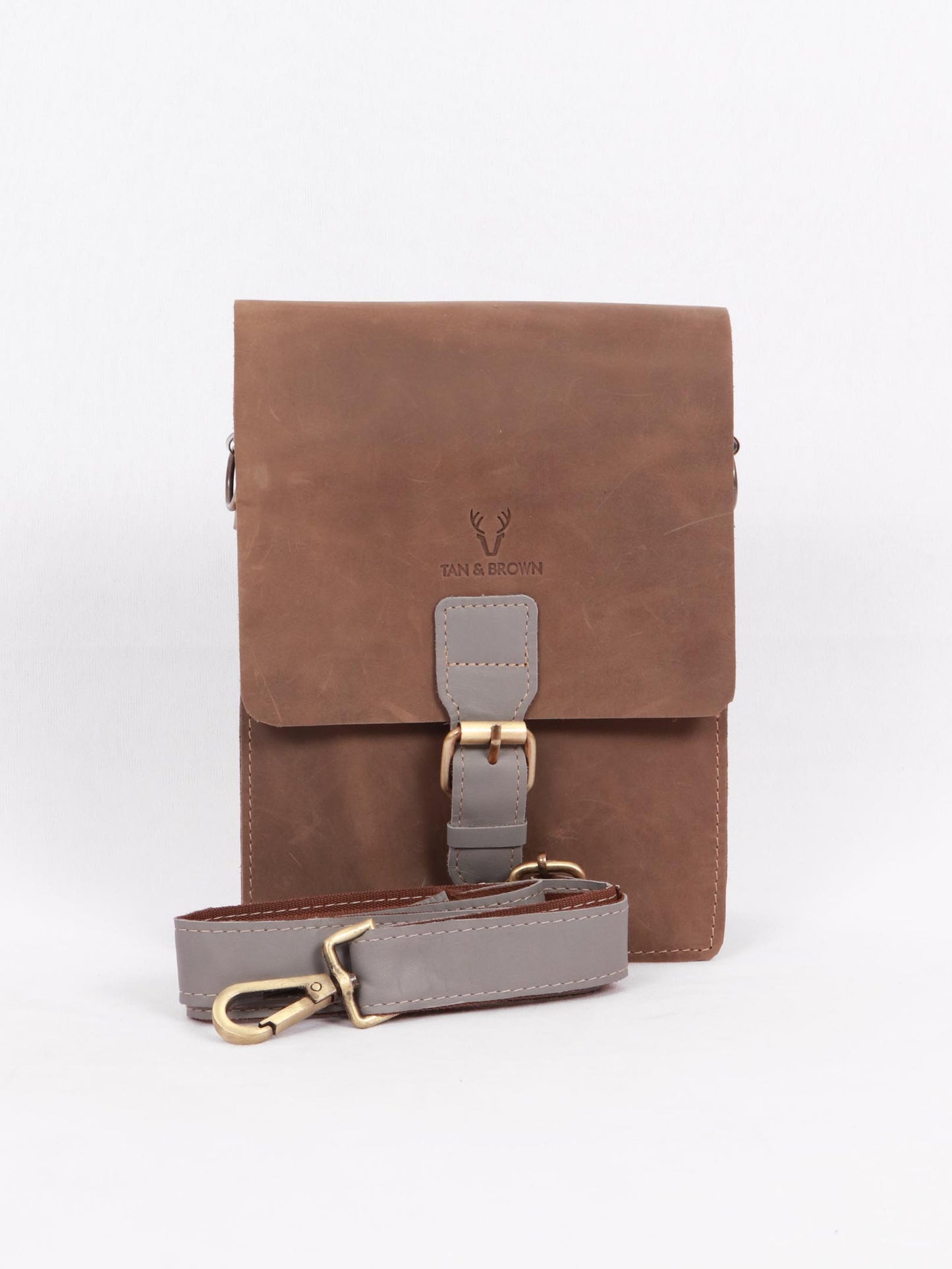 JIYA SLING BAG