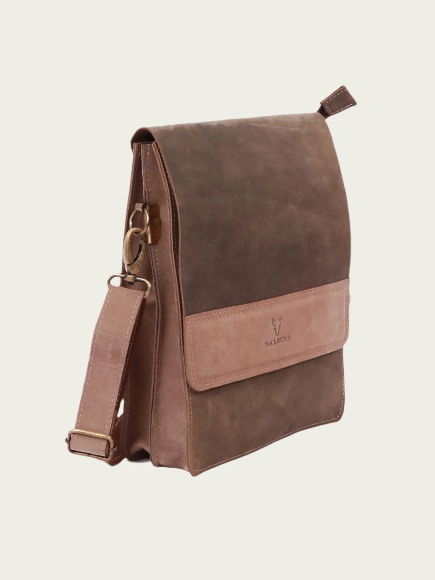 WILLOW SLING BAG