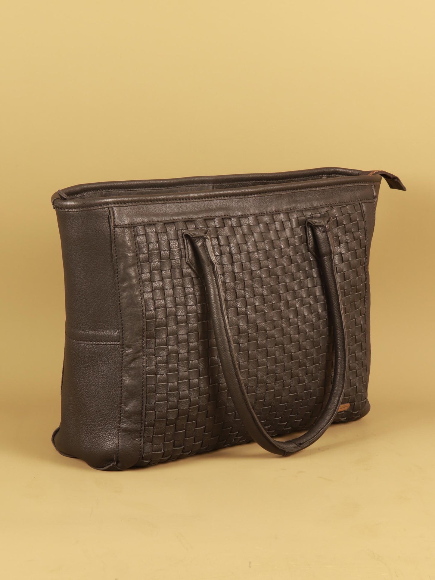 KIARA TOTE BAG