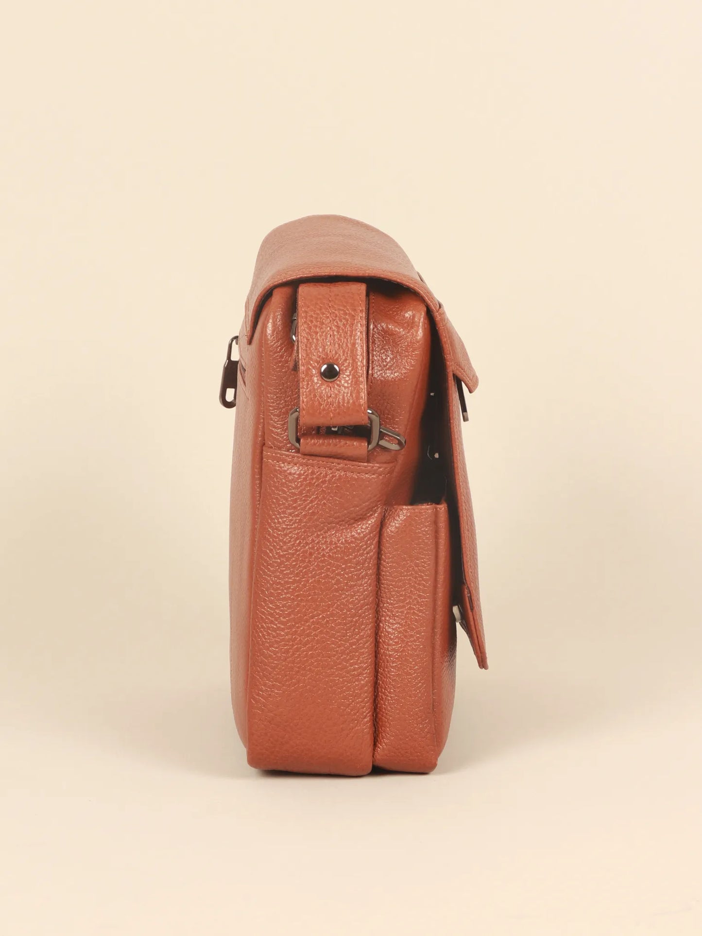 SHAMZ SLING BAG
