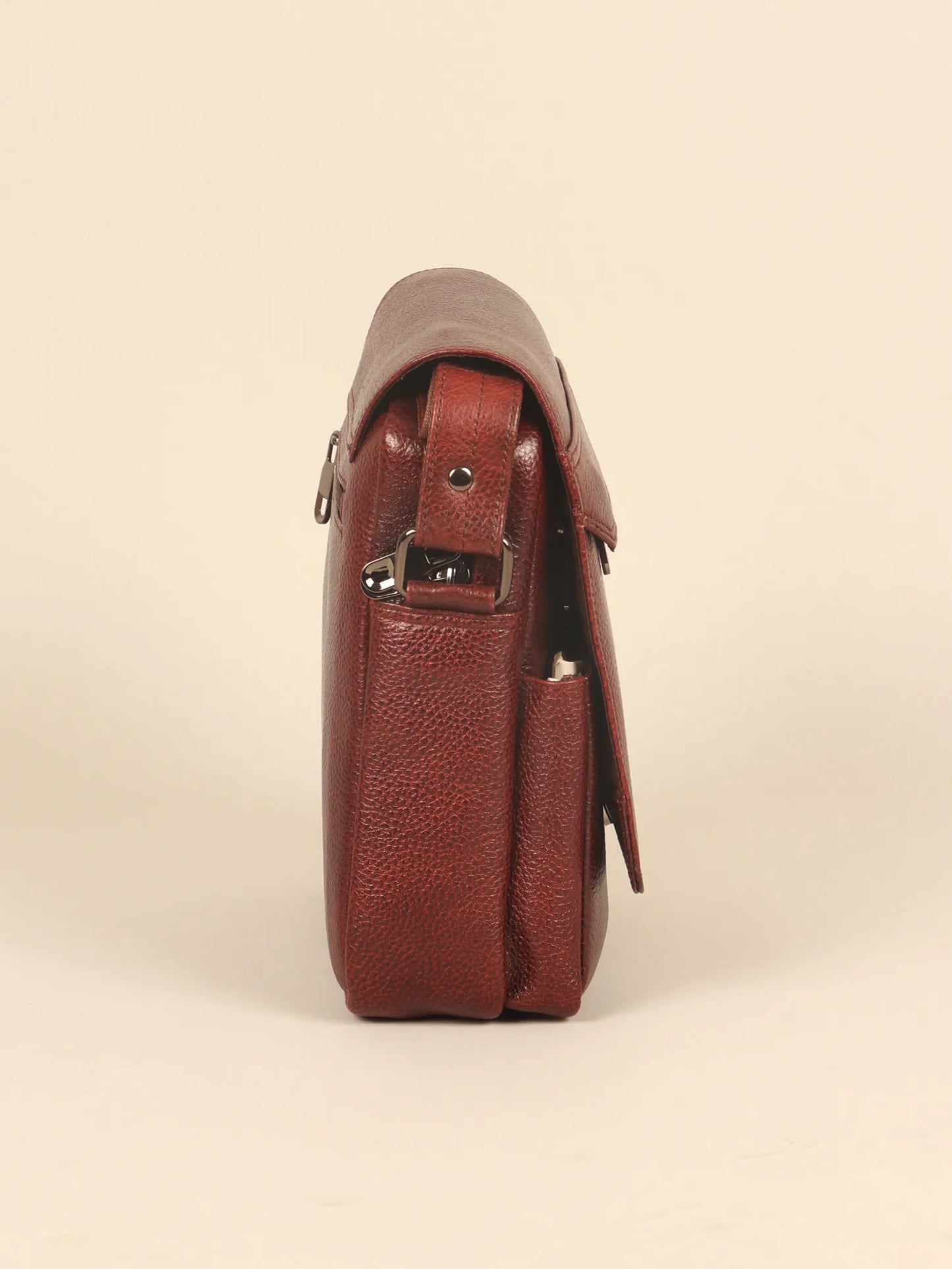 SHAMZ SLING BAG