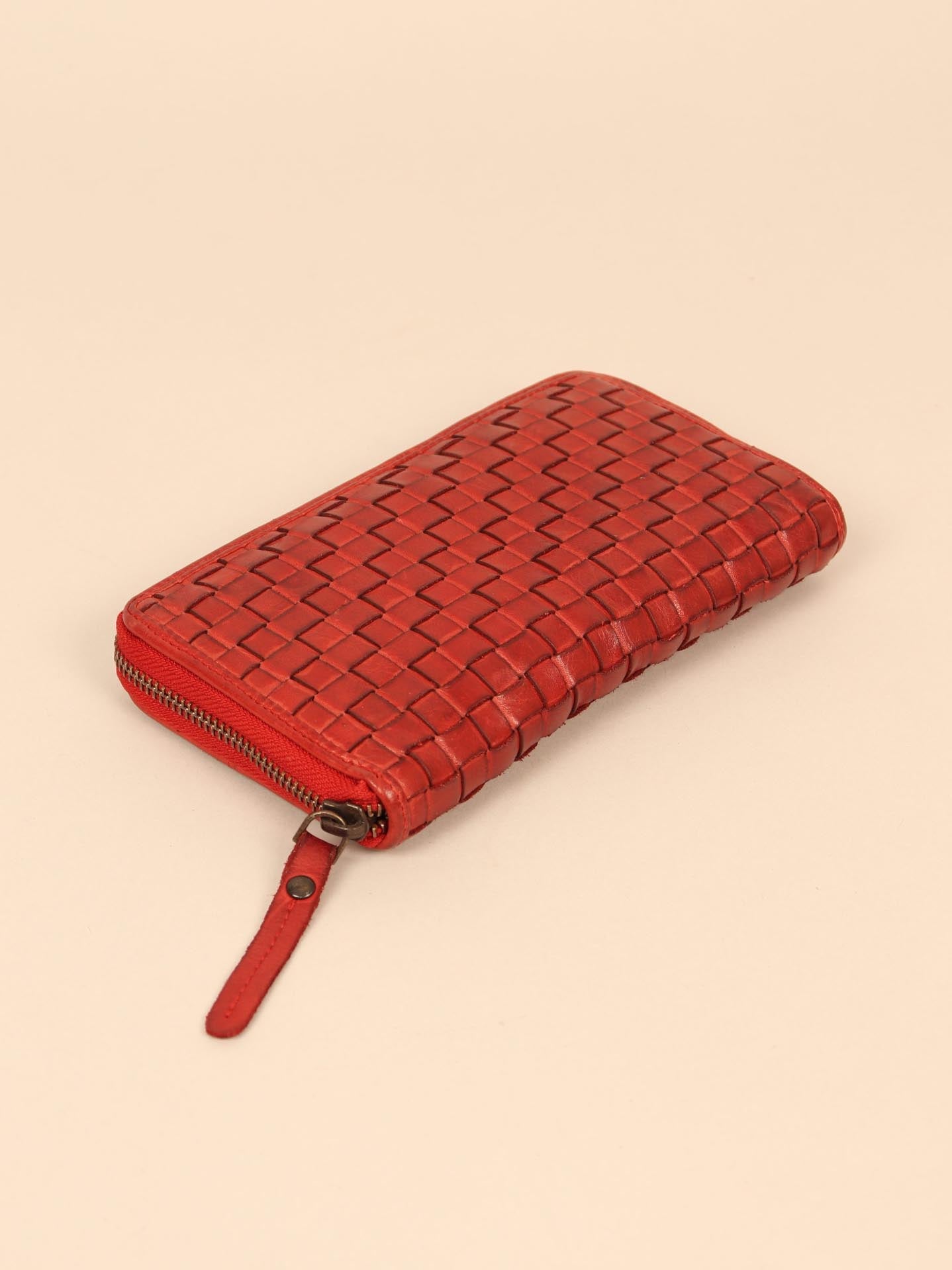 Woven leather wallet for women