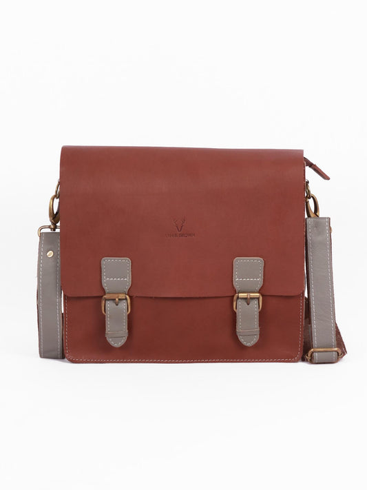 NOIR SLING BAG