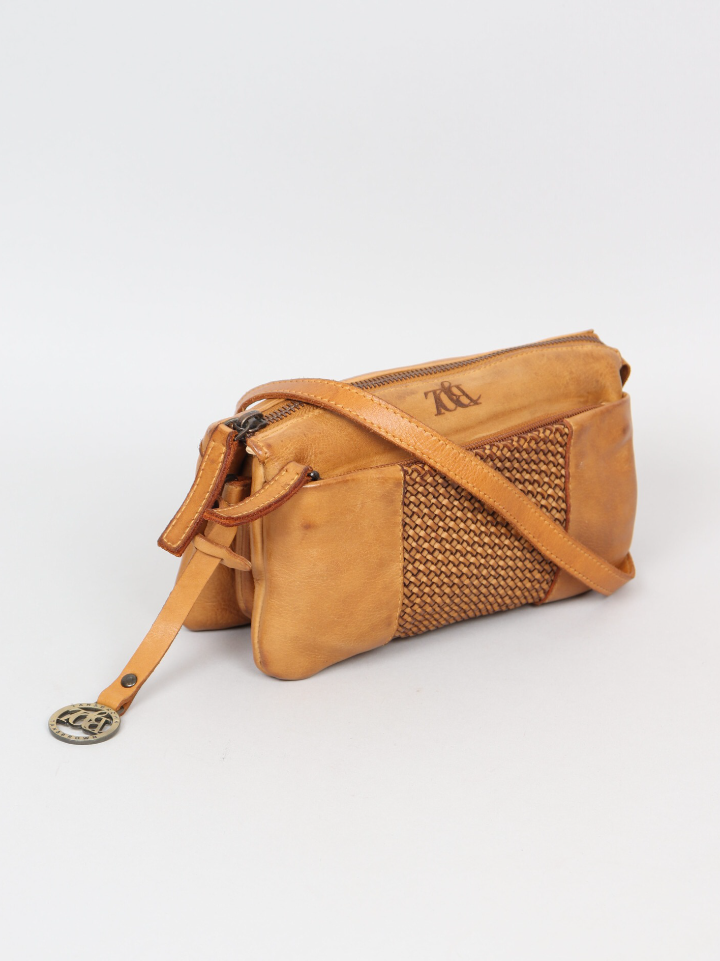 leather sling bag