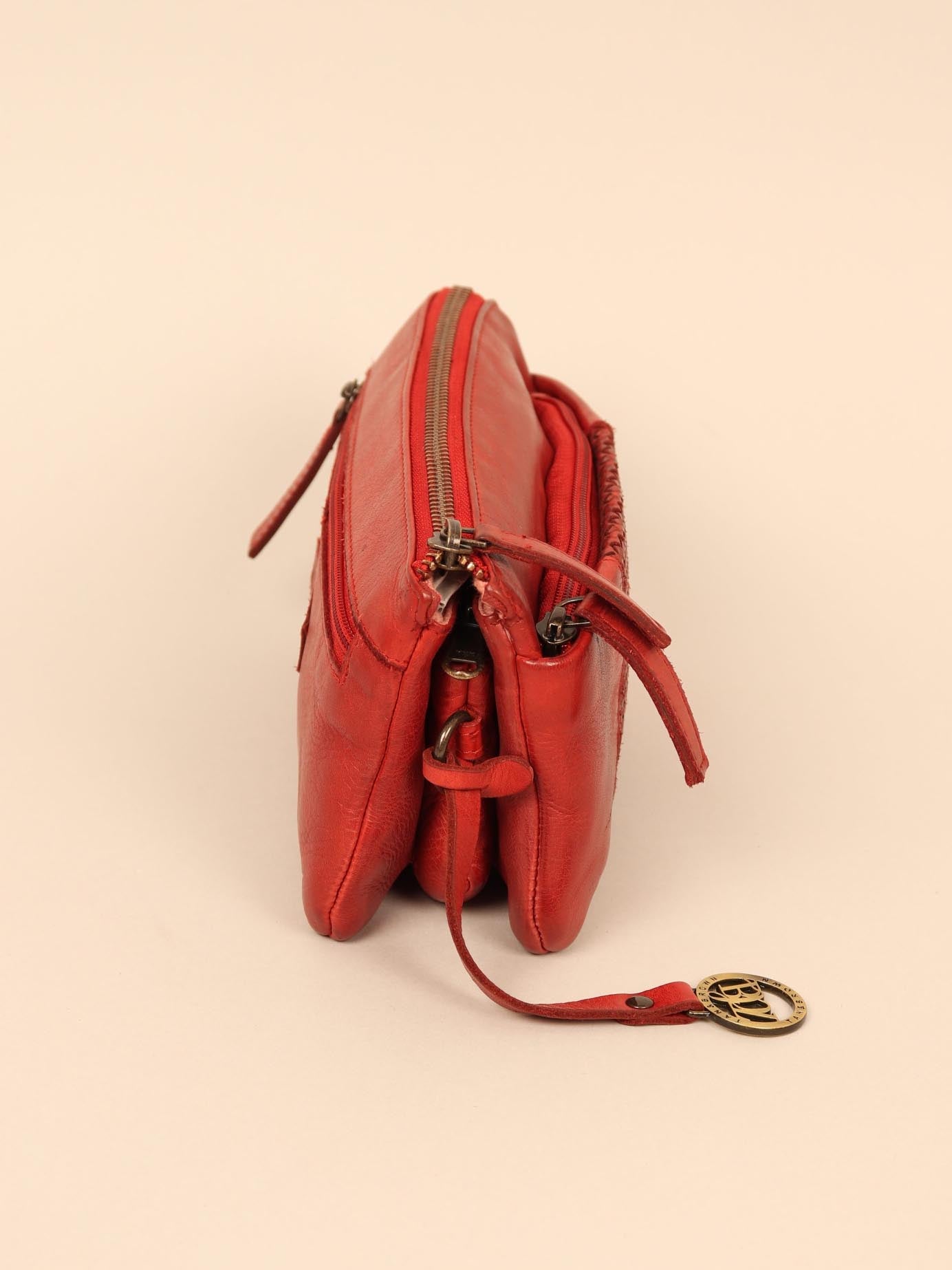 leather sling bag
