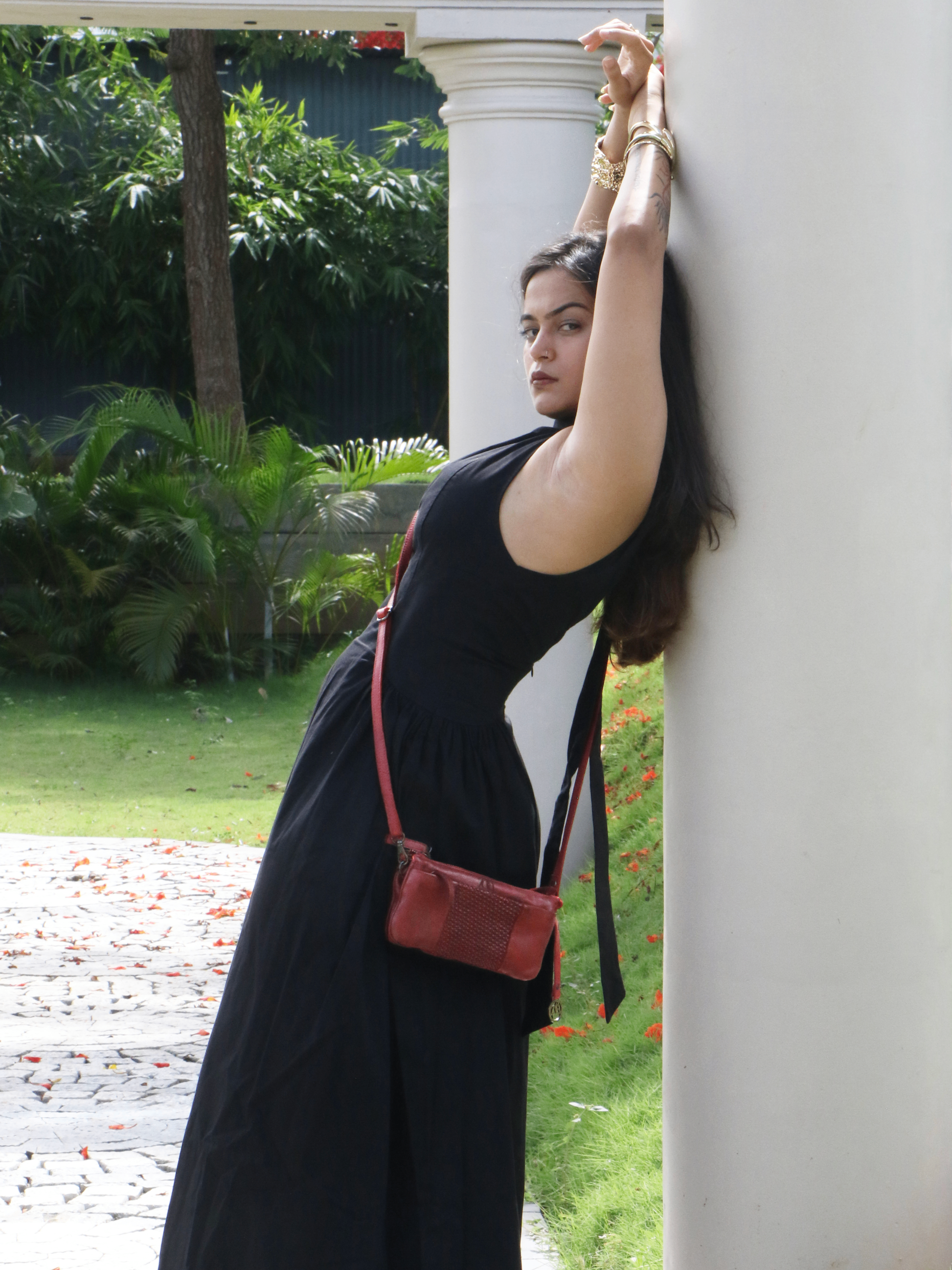 leather sling bag