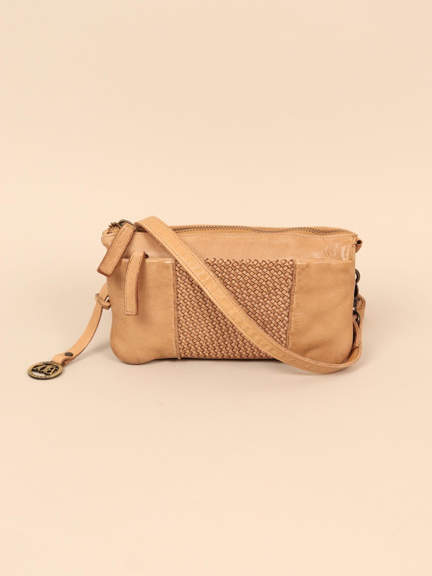 leather sling bag
