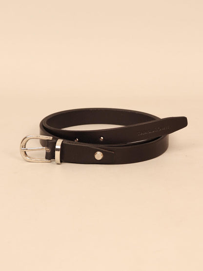Slim women's leather belt