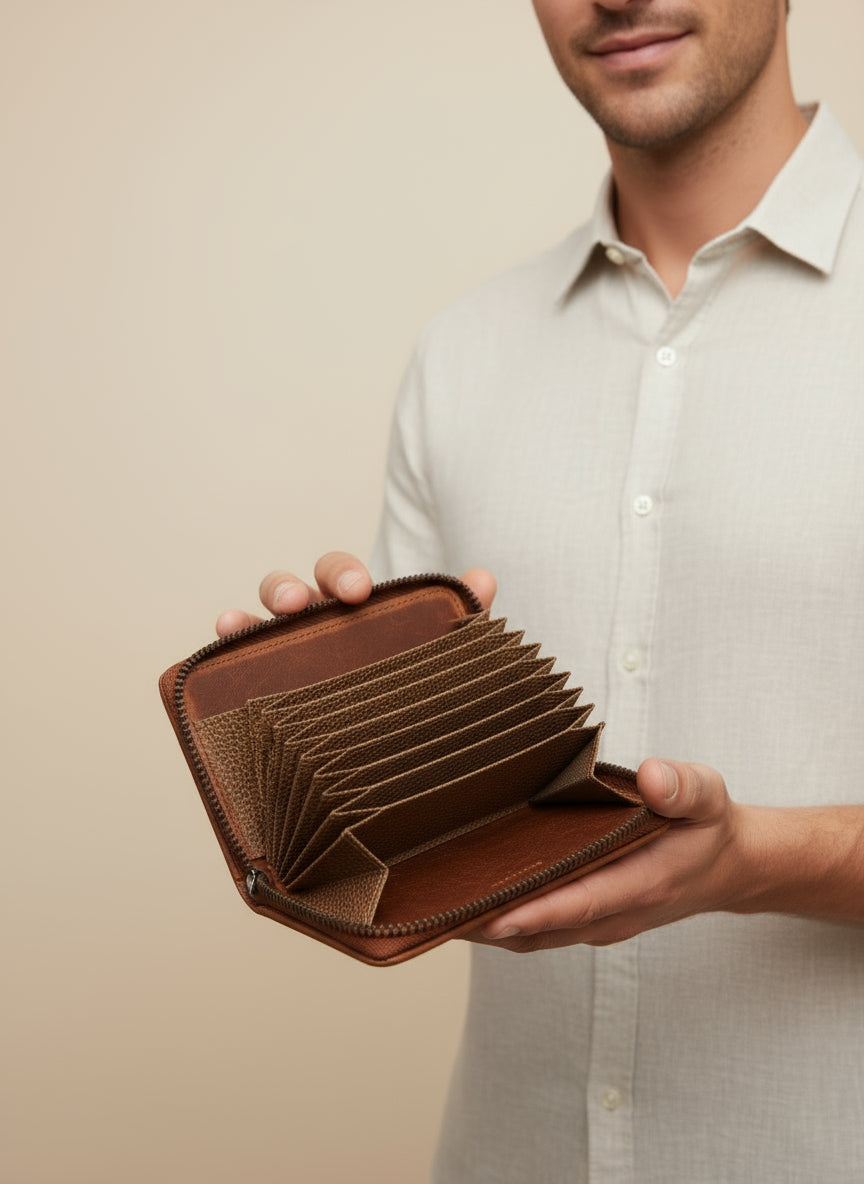 ZIP CLOSURE CARD HOLDER