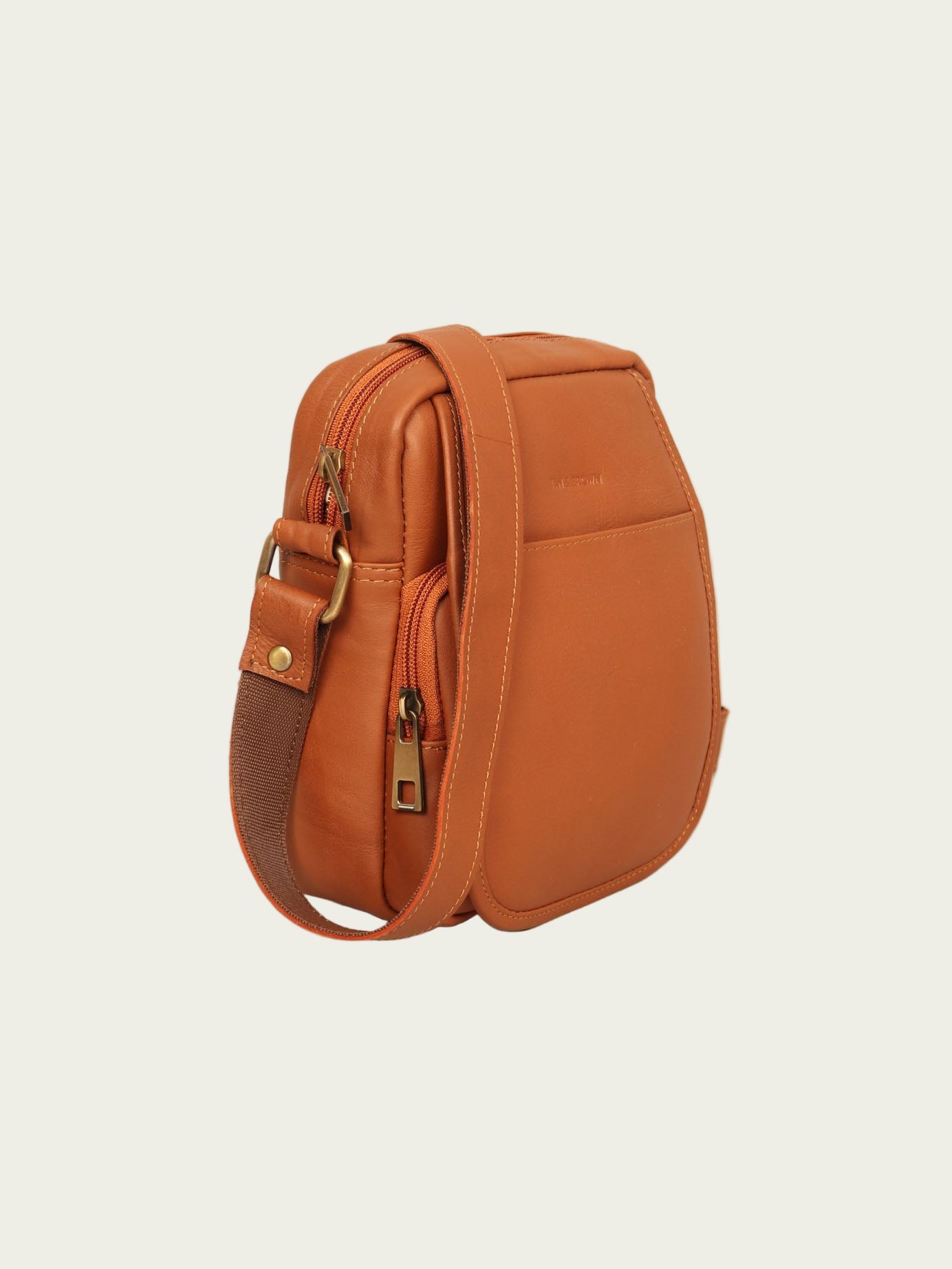 LEATHER SLING BAG