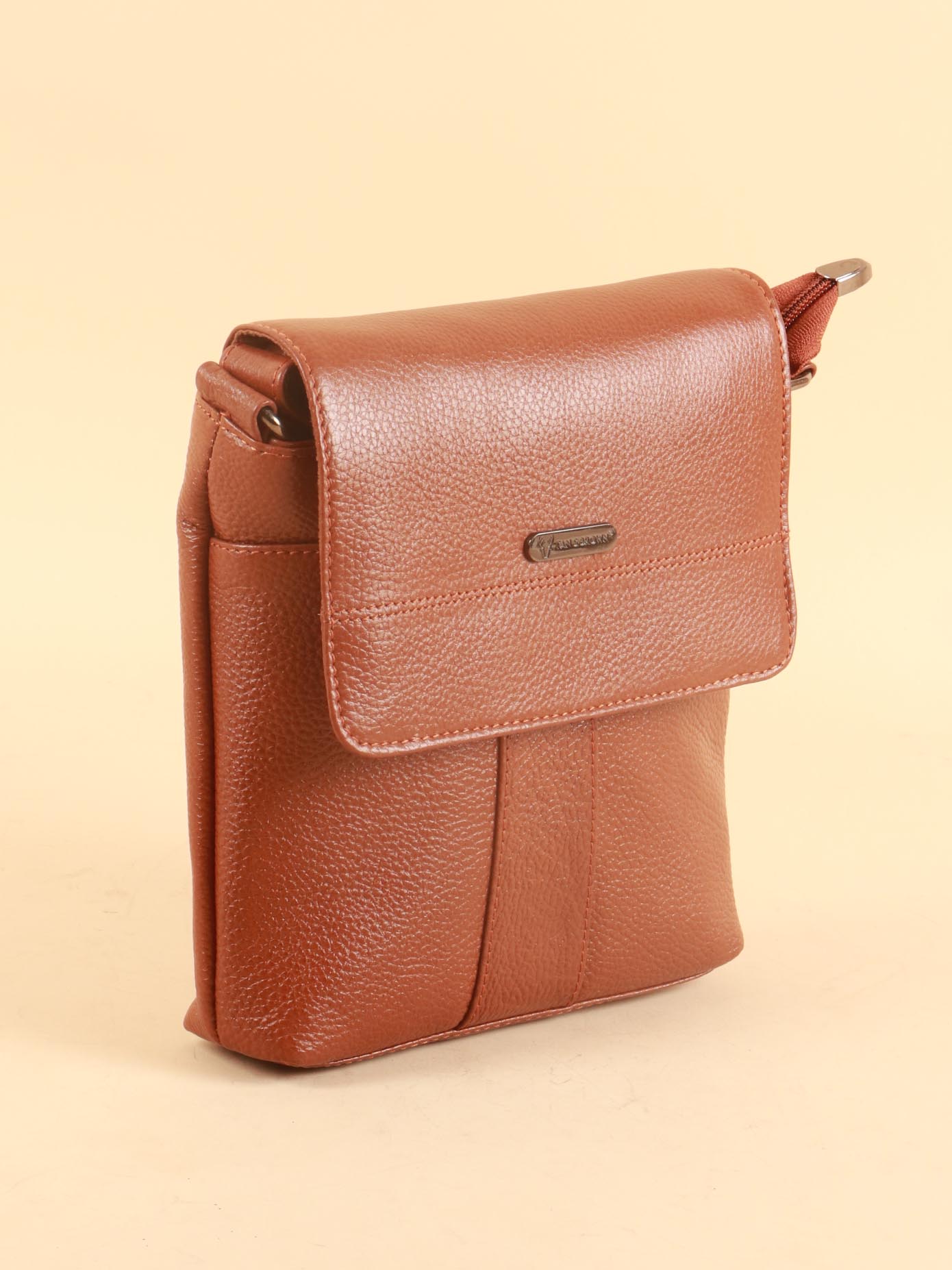 ZEAL SLING BAG