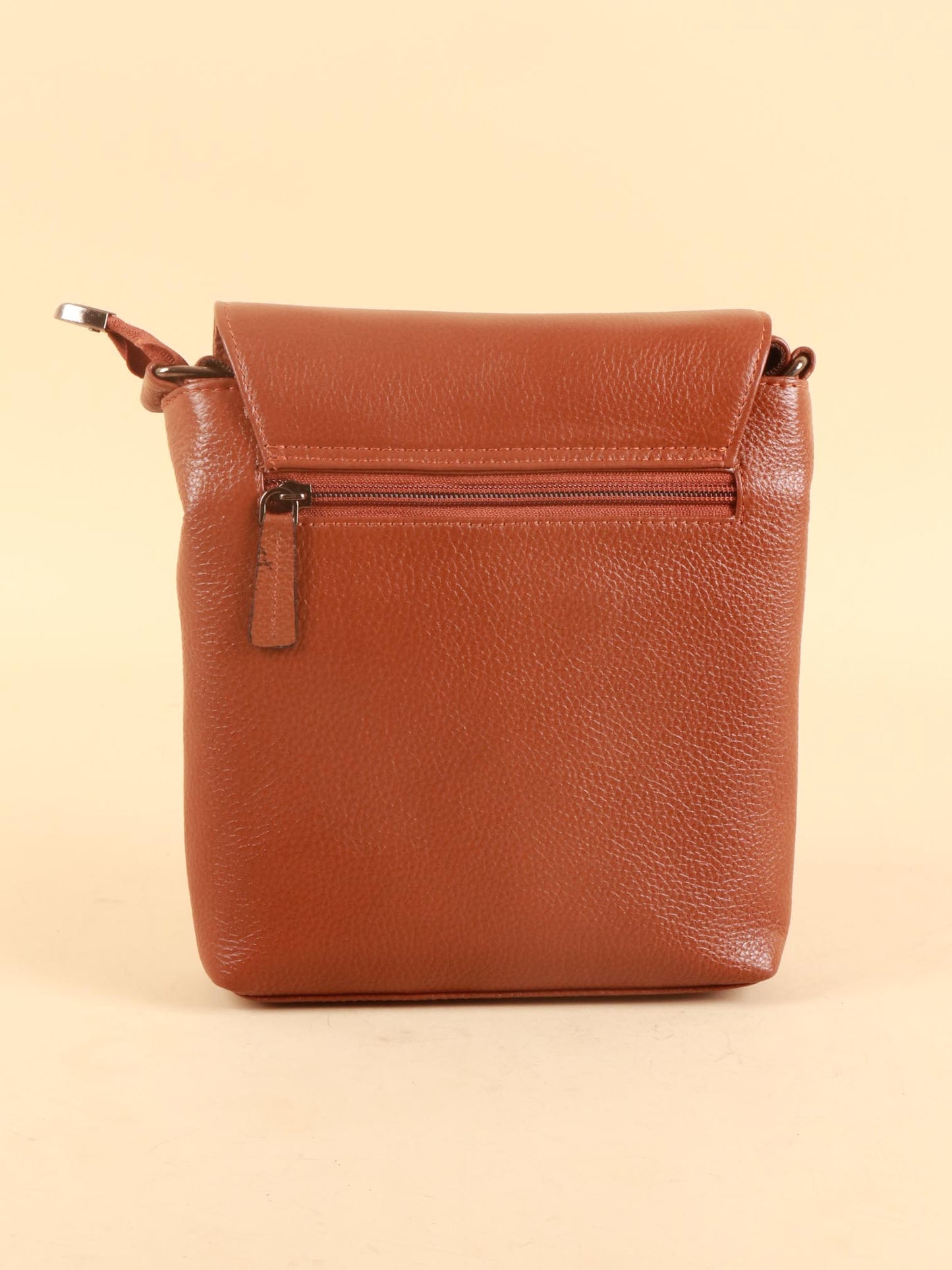 ZEAL SLING BAG