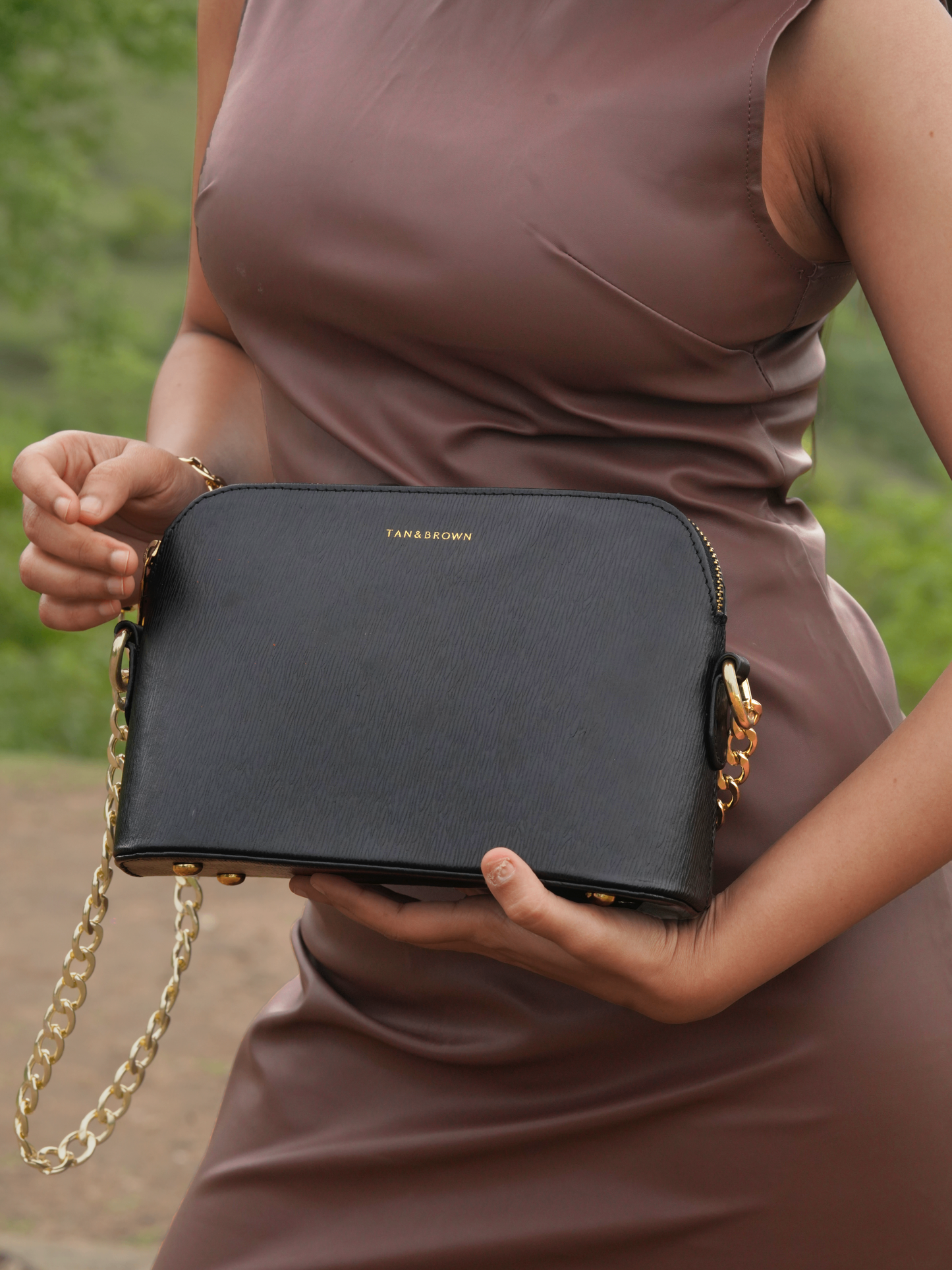 Women Chain Sling Bag