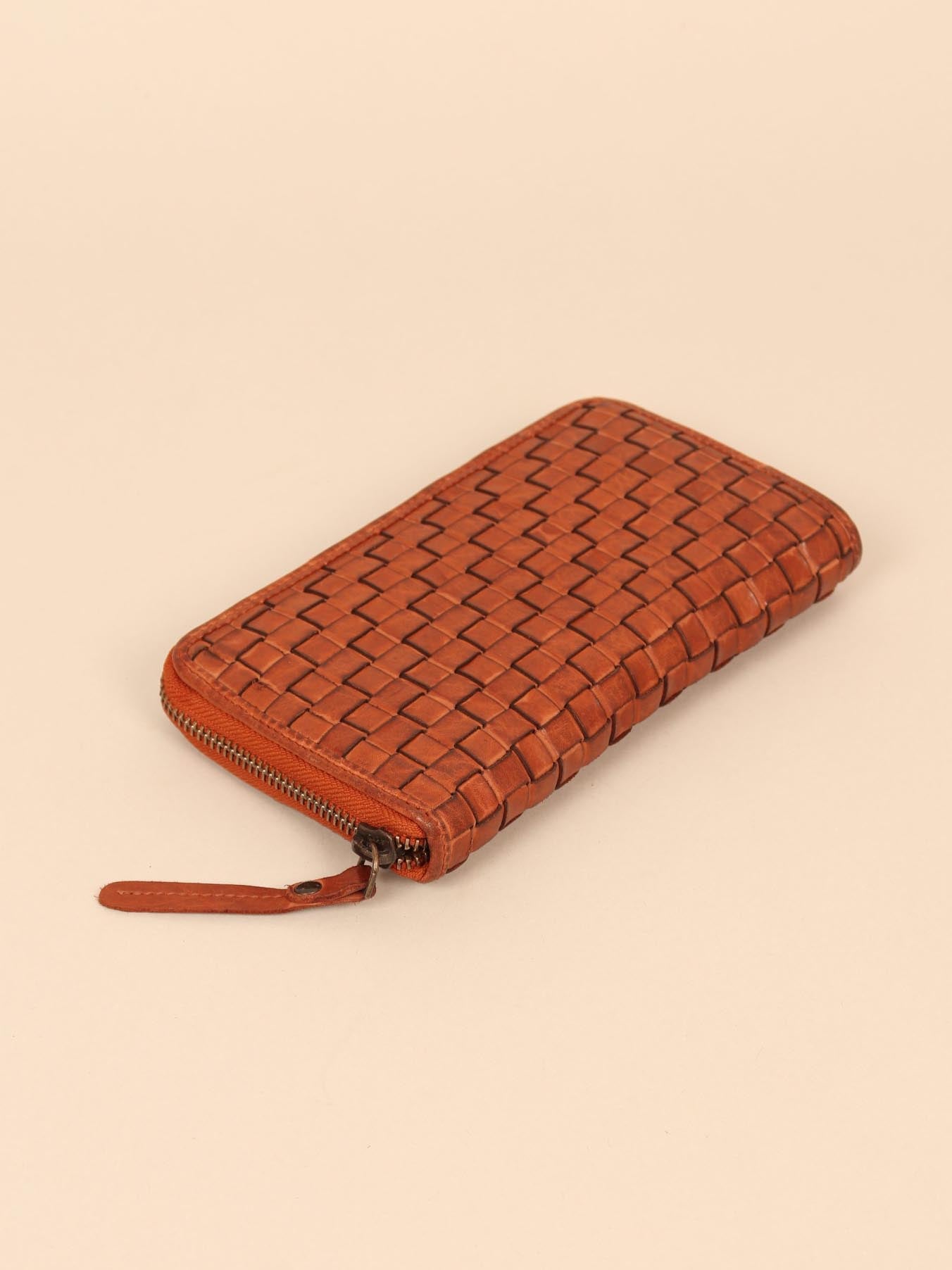 Woven leather wallet for women