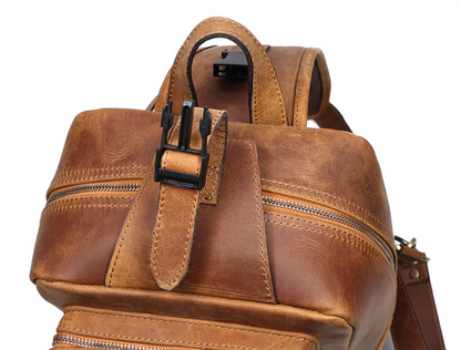 
Vintage Leather Bag

