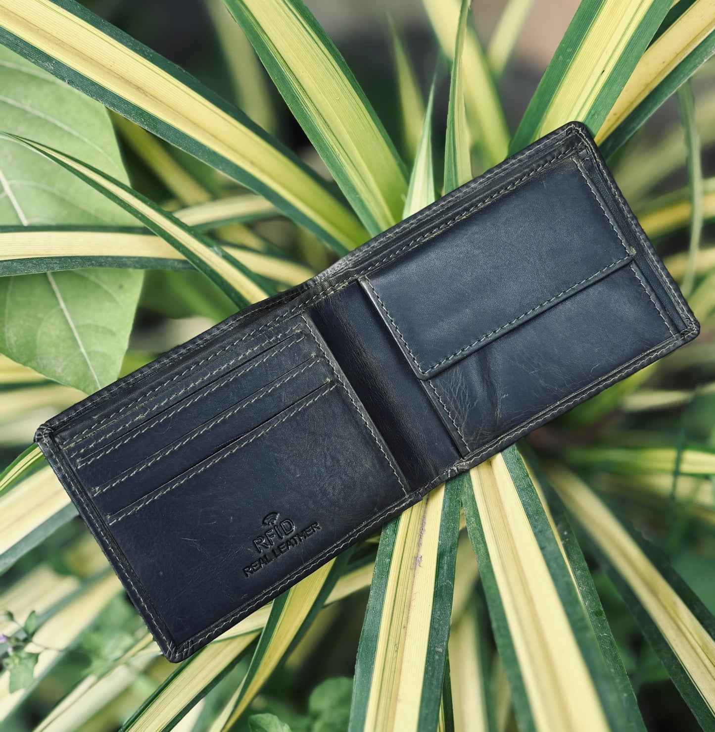 Oil pullup leather men's wallet
