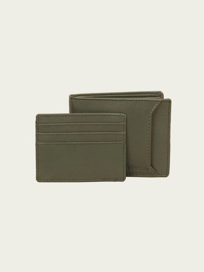 Leather bifold wallet