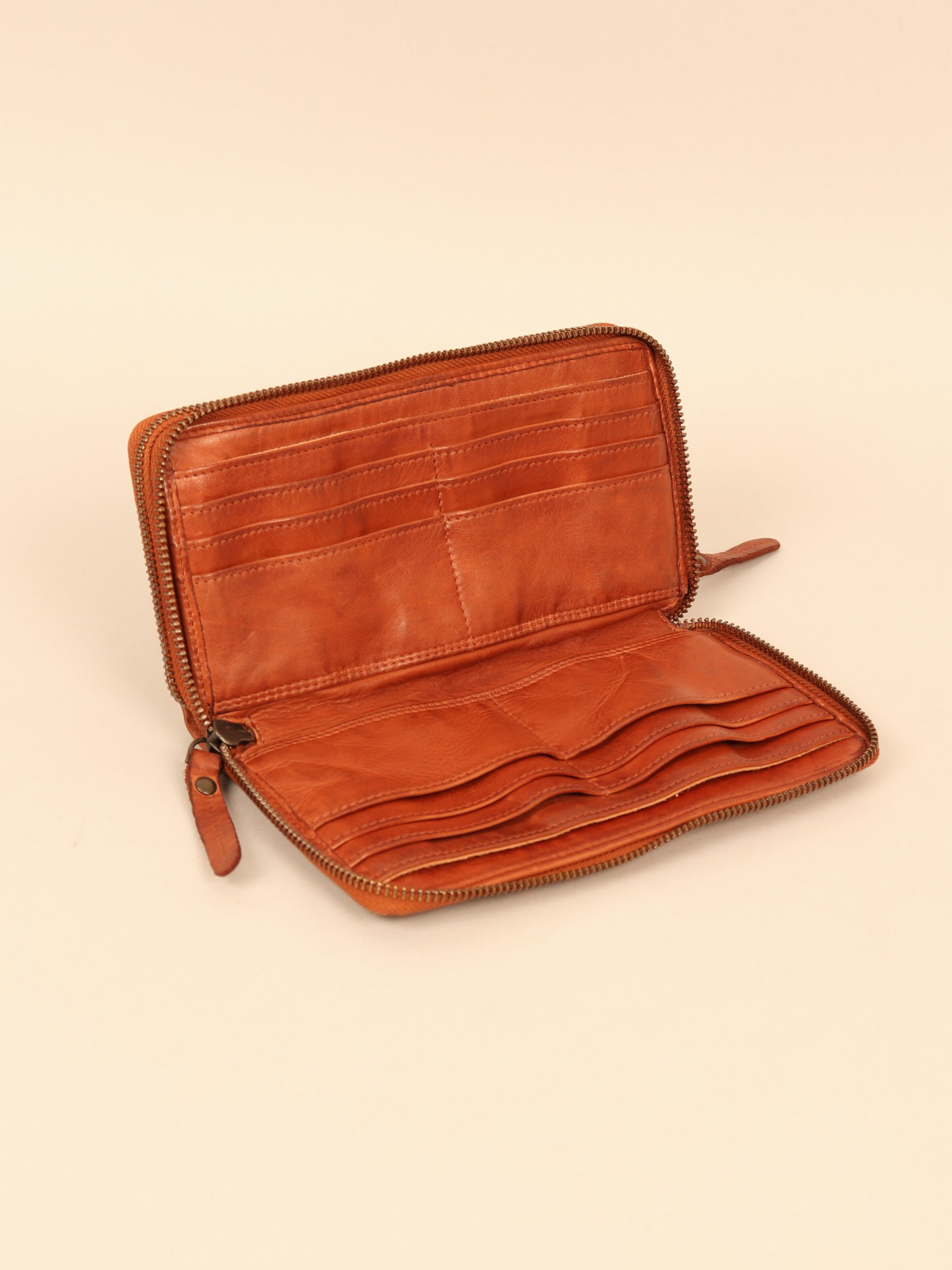 Women's Leather Clutch
